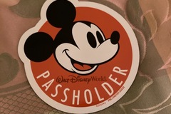Selling with online payment: Mickey Annual Pass Holder Magnet