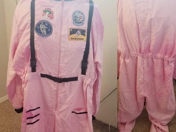 Selling with online payment: Pink Space Suit