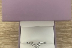 Selling: Michael Hill Evermore Contoured Wedding Band