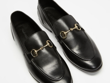 Selling: Black and gold loafer 
