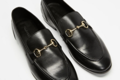 Selling: Black and gold loafer 