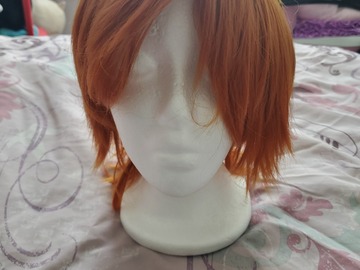 Selling with online payment: Brown wig