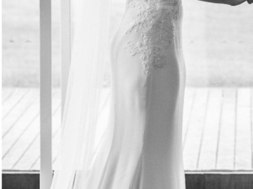 Selling: Couture Moira Hughes Dress and Veil