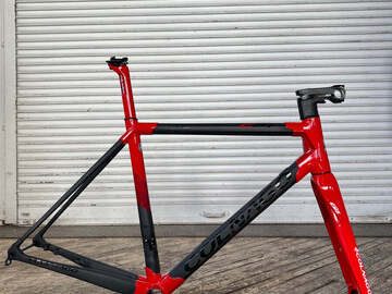 Selling with online payment: COLNAGO C64 Disc Frameset - 54cm