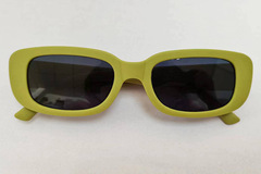 Comprar ahora: 100pcs Fashion Retro Sunglasses Sunshade Glasses