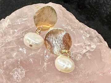 Selling: 18k Gold Plated Brass Earrings w. Freshwater Pearl
