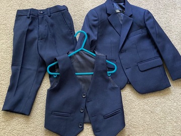 Selling: Navy page boy 3 piece suit size 2
