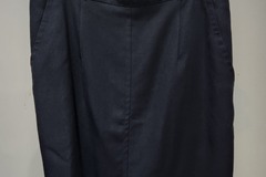 Selling with online payment: Black pencil skirt