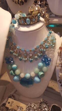 HUGE JEWELRY LIQUIDATION BULK LOTS - NEW OVERSTOCK 500pc LOT