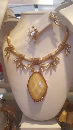 HUGE JEWELRY LIQUIDATION BULK LOTS - NEW OVERSTOCK 500pc LOT