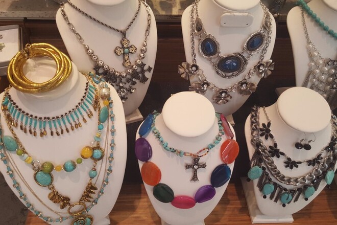 HUGE JEWELRY LIQUIDATION BULK LOTS - NEW OVERSTOCK 500pc LOT