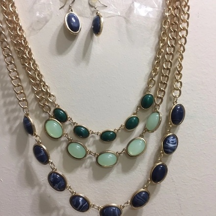 HUGE JEWELRY LIQUIDATION BULK LOTS - NEW OVERSTOCK 500pc LOT