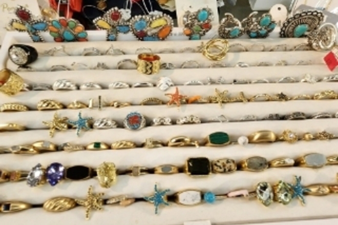 HUGE JEWELRY LIQUIDATION BULK LOTS - NEW OVERSTOCK 500pc LOT