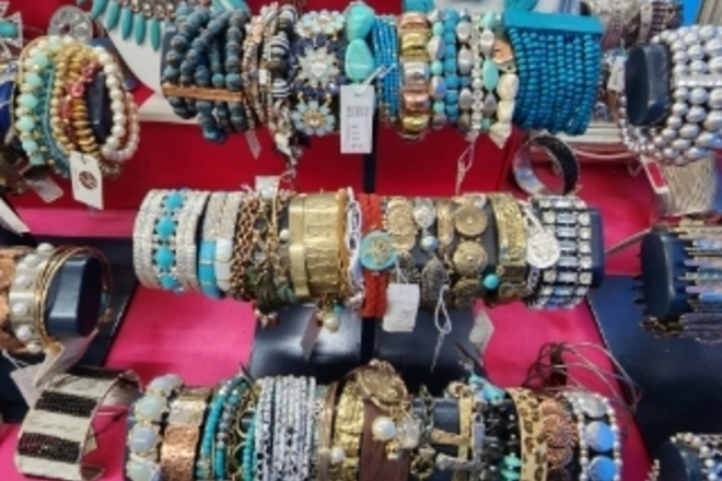 HUGE JEWELRY LIQUIDATION BULK LOTS - NEW OVERSTOCK 500pc LOT