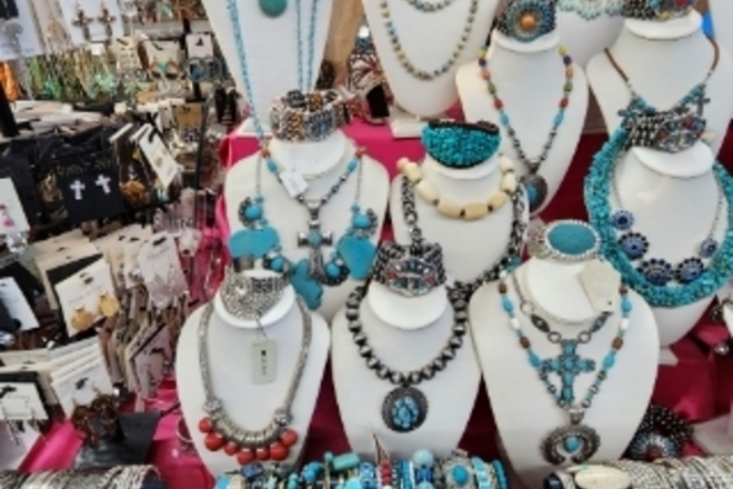 HUGE JEWELRY LIQUIDATION BULK LOTS - NEW OVERSTOCK 500pc LOT