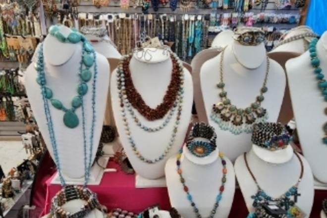 HUGE JEWELRY LIQUIDATION BULK LOTS - NEW OVERSTOCK 500pc LOT
