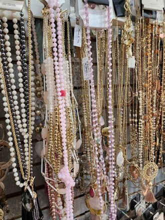 HUGE JEWELRY LIQUIDATION BULK LOTS - NEW OVERSTOCK 500pc LOT