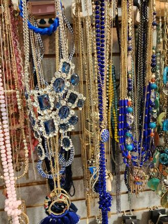 HUGE JEWELRY LIQUIDATION BULK LOTS - NEW OVERSTOCK 500pc LOT