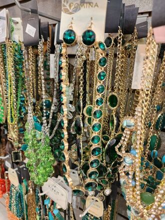 HUGE JEWELRY LIQUIDATION BULK LOTS - NEW OVERSTOCK 500pc LOT