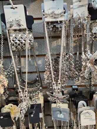 HUGE JEWELRY LIQUIDATION BULK LOTS - NEW OVERSTOCK 500pc LOT