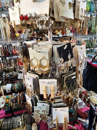 HUGE JEWELRY LIQUIDATION BULK LOTS - NEW OVERSTOCK 500pc LOT