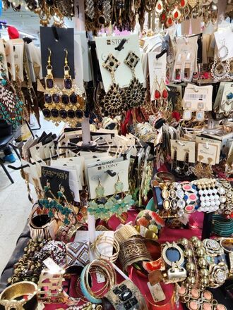 HUGE JEWELRY LIQUIDATION BULK LOTS - NEW OVERSTOCK 500pc LOT