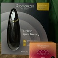 Selling: Womanizer Premium 2 and replacemante heads x 3 size L
