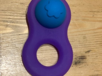 Selling: Fun Factory 8ight Solicone Cock Ring. Double loop. Removable nub