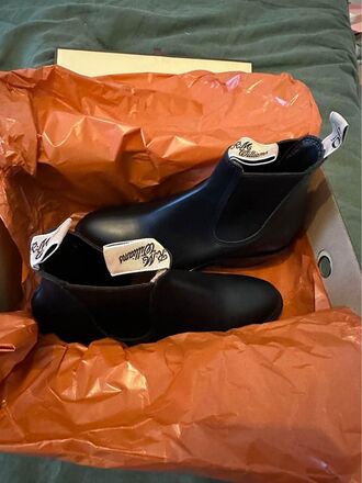 Brand New 90th Anniversary RM williams Womens Yearling - Size 7