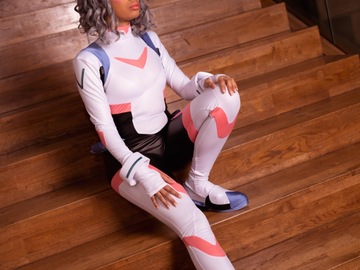 Selling with online payment: Princess Allura cosplay bodysuit size S