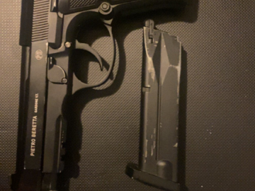 Selling: Umarex Beretta M92 A1 Full Auto (Mag included)
