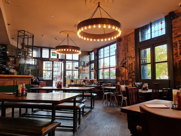 Free | Book a table: A bright and spacious venue perfect for remote working