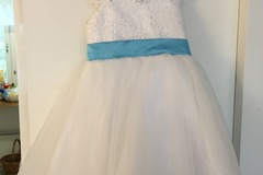 Myydään (Yksityinen): Morsiustytön mekko koko 110 cm