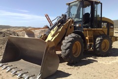 En alquiler: PALA CARGADORA 2 A 4m3 