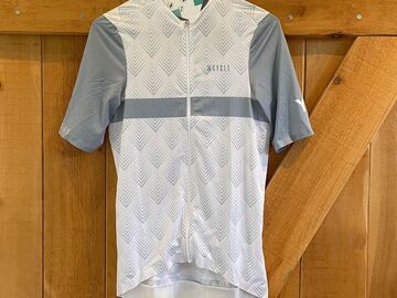 Selling with online payment: MCYCLE short sleeve lightweight aero jersey