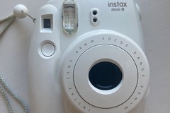 Vuokrataan: Vuokrataan "polaroid" kamera Instax mini 9 