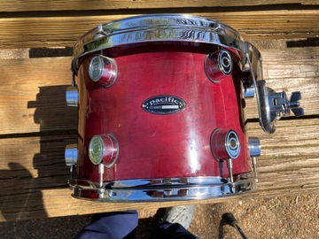 Selling with online payment: PDP/Pacific (DW) 12"x9" tom red finish $50