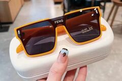 Buy Now: 50pcs conjoined large frame sunglasses street style sunglasses