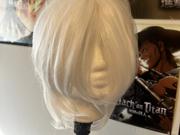 Selling with online payment: Short white wig from ANOGOL
