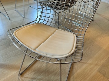 Individual Seller: Bertoia dining chairs (6) - Knoll