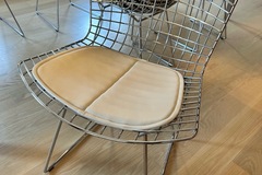 Individual Seller: Bertoia dining chairs (6) - Knoll