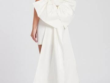 Selling: Rebecca Vallance Daphne Mini Ivory Size 6
