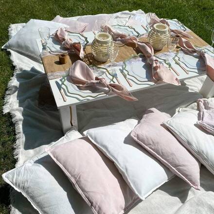 Boho picnic table rentals!! 