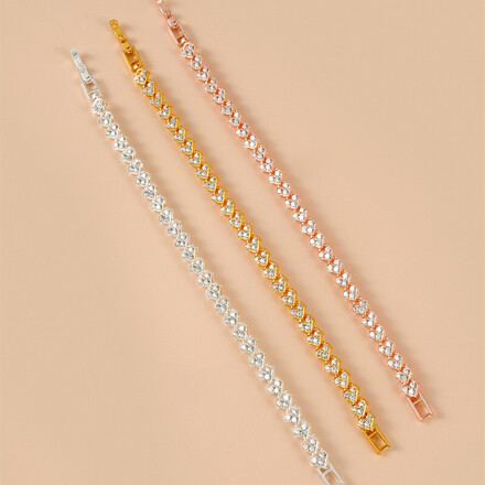 Luxury Heart Shaped Diamond Bracelet - 60 pcs
