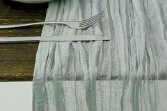 Selling: 18 x Sage/Light Green Table Runners