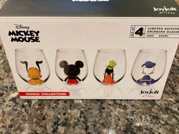 Selling with online payment: Mickey Squad Wine Glasses