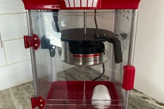 Renting out with online payment: Popcorn maker 