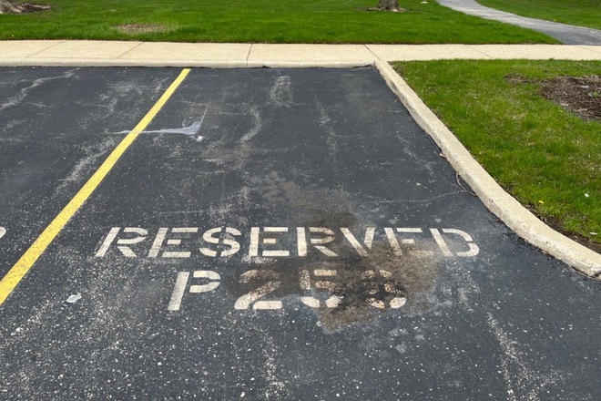 Bloomingdale IL, Parking Space In Great Location