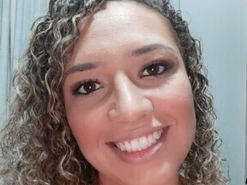 Serviços de Freelancer: Front-end Developer based in Brazil / Desenvolvedora Front-end