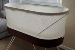 Rent per night (24 hour rental): Snoo bassinet 